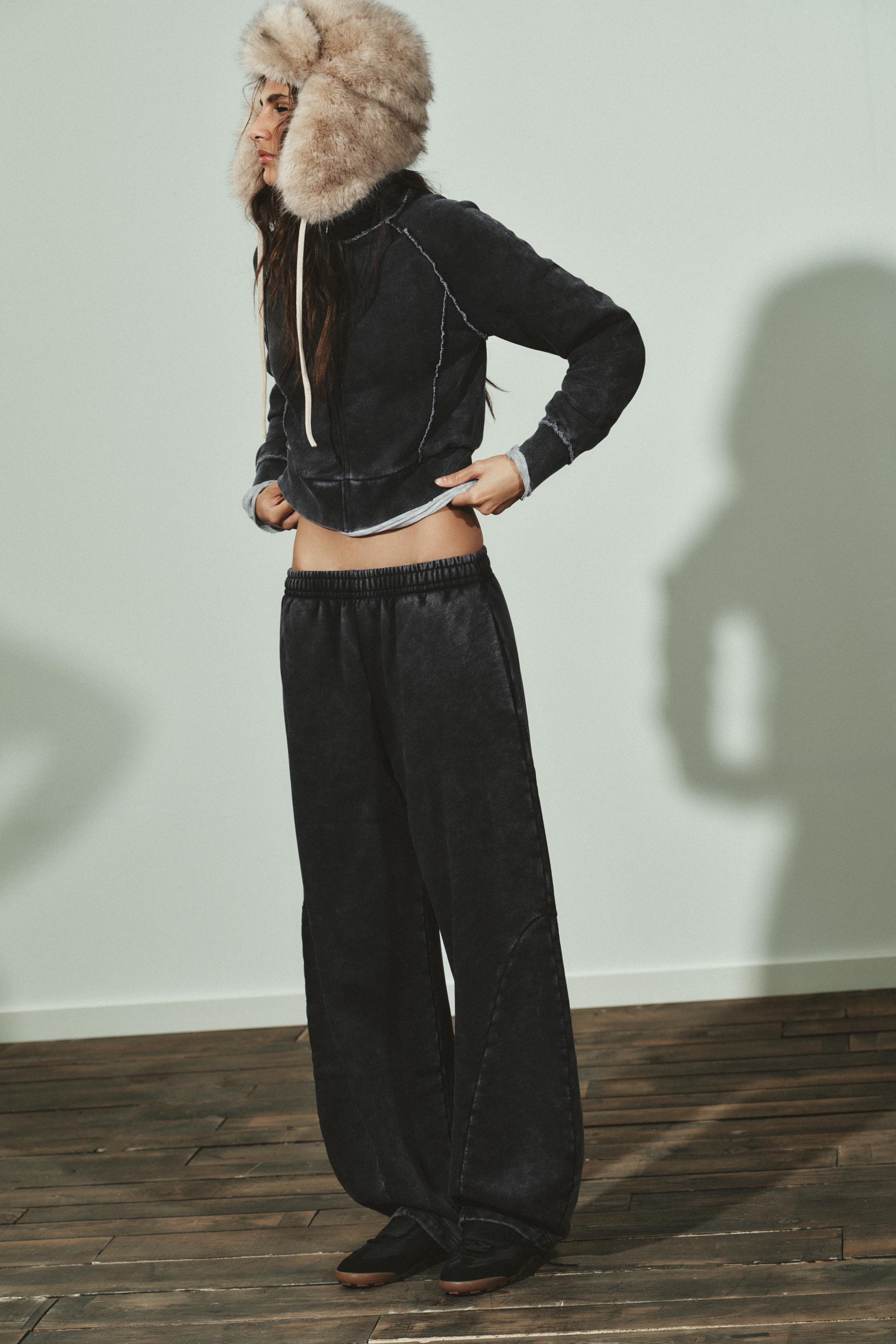 WASHED TAPERED PANTS